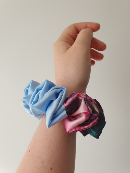 Satynowa gumka scrunchie MIDI