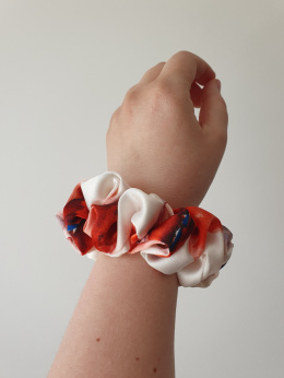 Satynowa gumka scrunchie MIDI